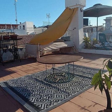 Apartment With Roof Terrace In Town Centre 타비라 외부 사진